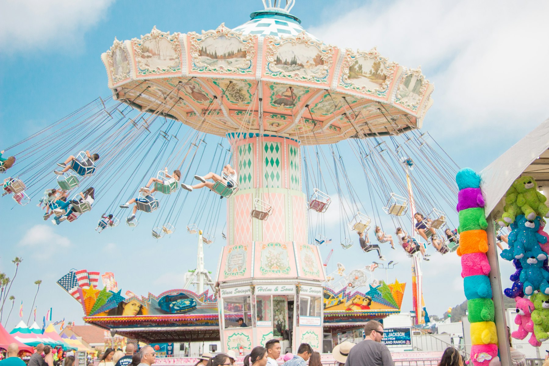 Theme parks corridor — amusement rides